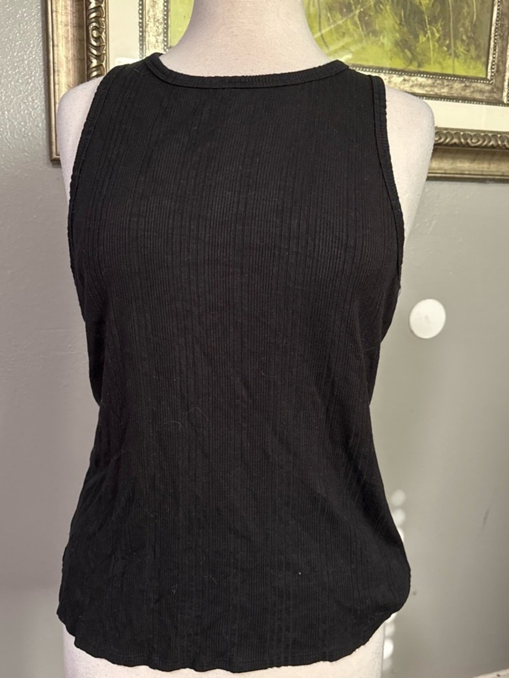Classic Ribbed Black Tank Top - Women